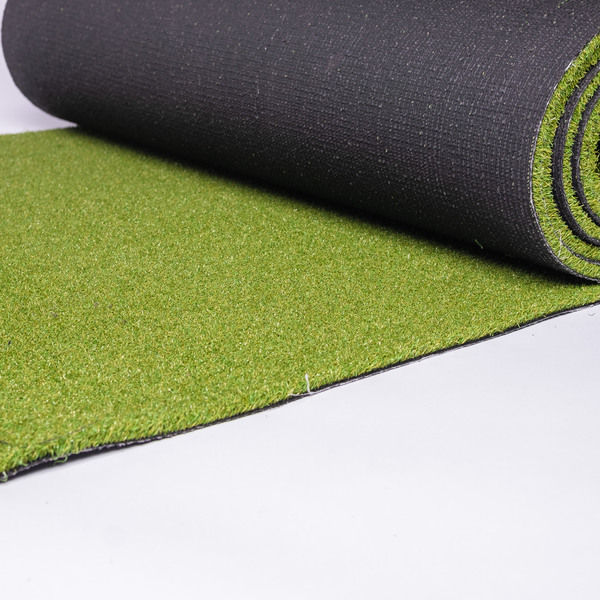 Putting Turf Landing Pad for Indoor Golf Practice Setup